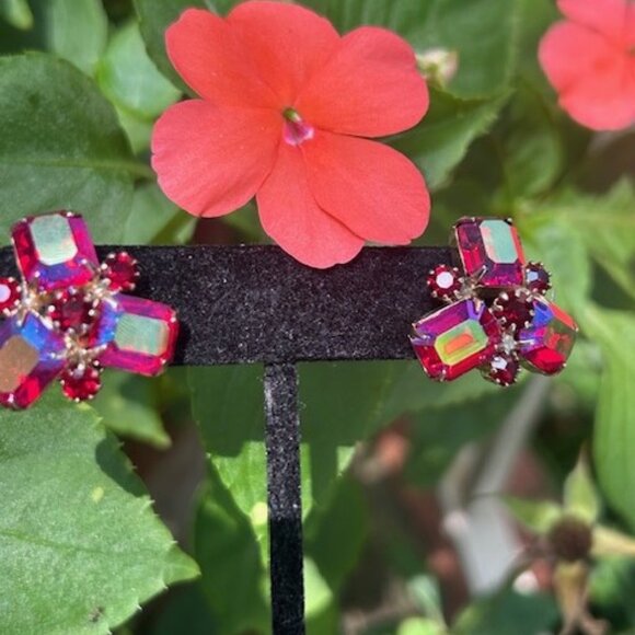 ALBERT WEISS Red AB Rhinestone Cluster EARRINGS - Picture 7 of 10